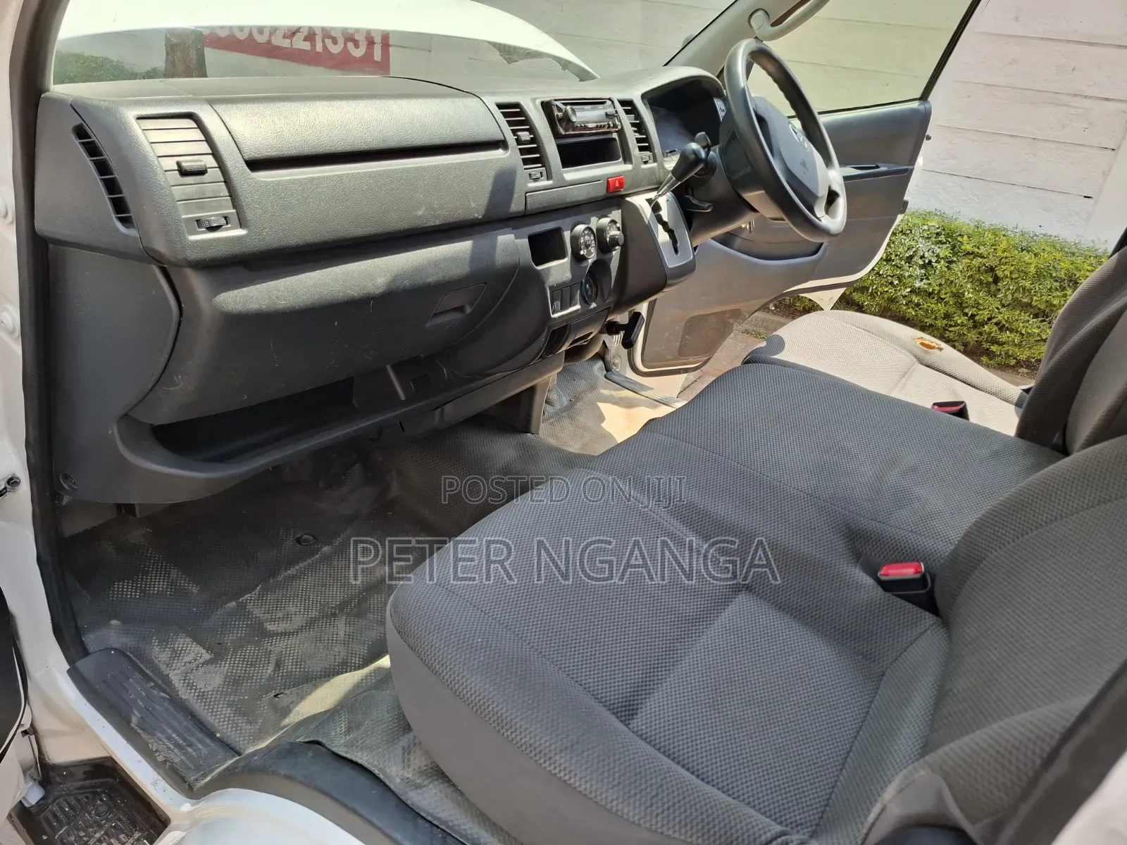 Toyota HiAce 2016 White