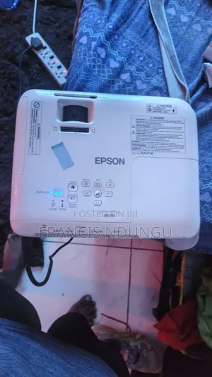 Epson EB-531 Projector