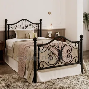 Modern Family Metal Bed 3.5*6 Ft