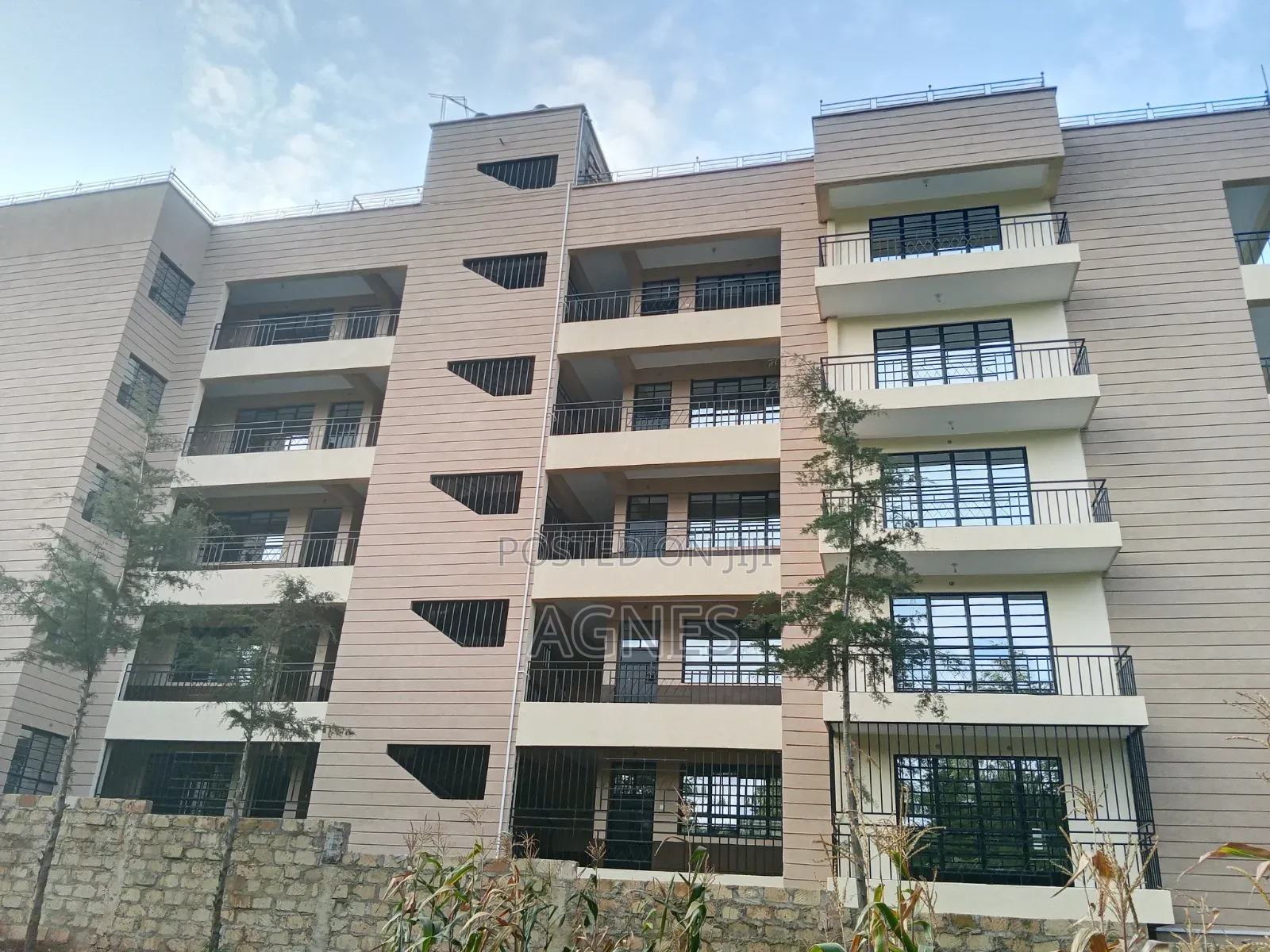 2bdrm Apartment in Wangige for rent