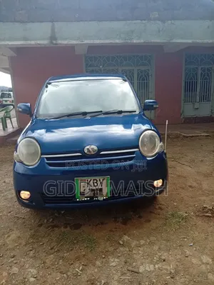 Toyota Sienta 2007 Blue