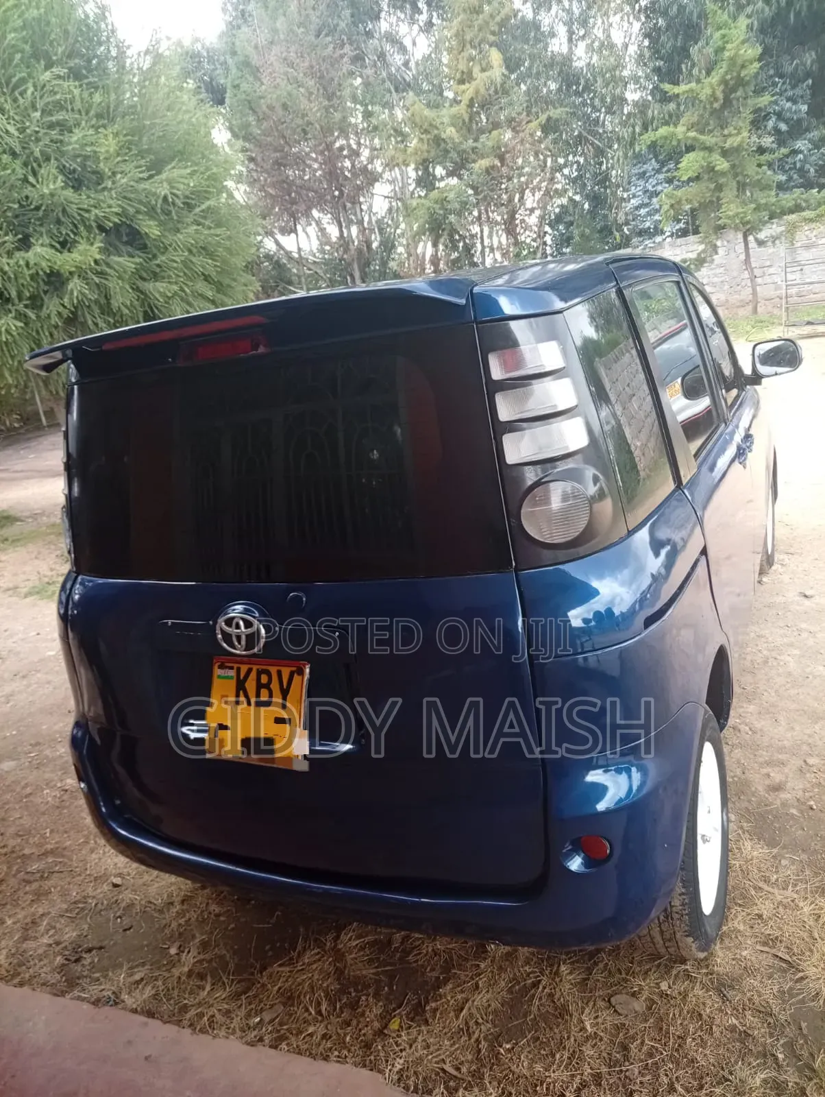 Toyota Sienta 2007 Blue