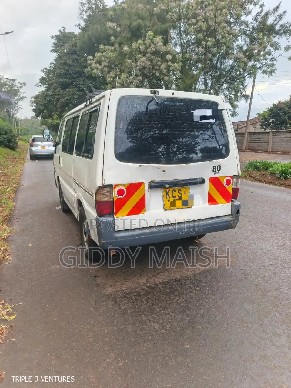 Mazda Bongo 2012 White
