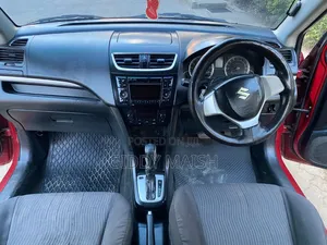Suzuki Swift 2011 Red