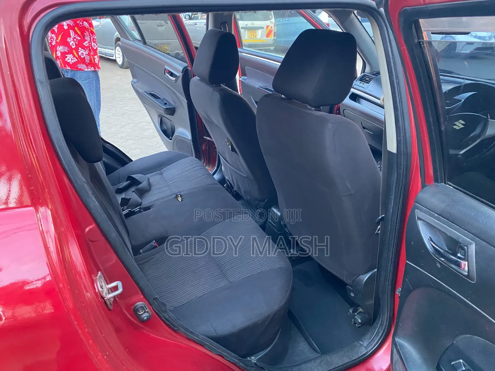 Suzuki Swift 2011 Red