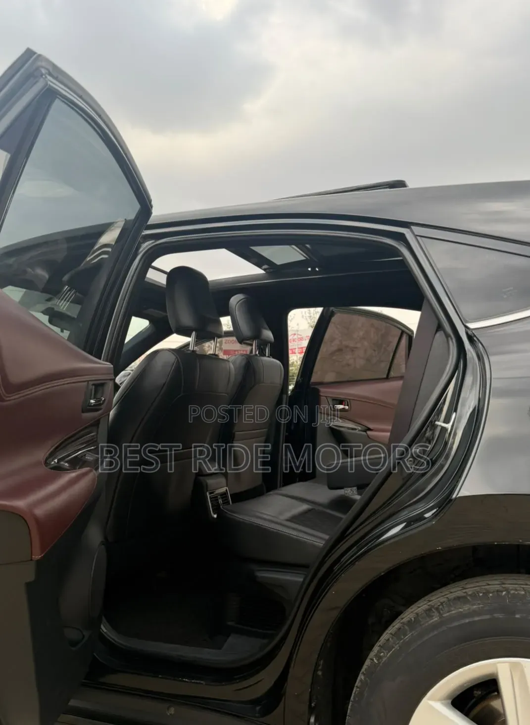 Toyota Harrier 2.0 2015 Black