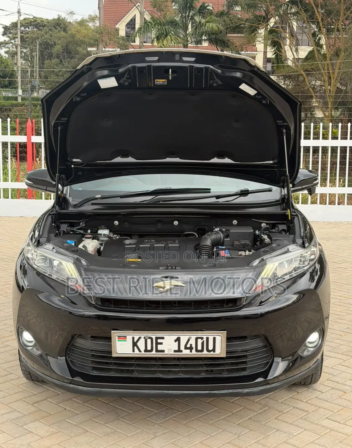 Toyota Harrier 2.0 2015 Black