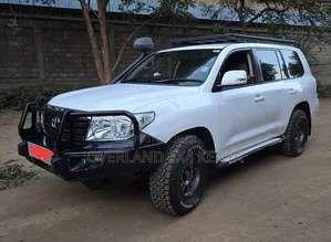 Toyota Land Cruiser 4.5 V8 GX-R 2012 White