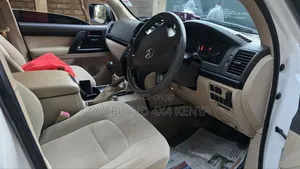 Toyota Land Cruiser 4.5 V8 GX-R 2012 White