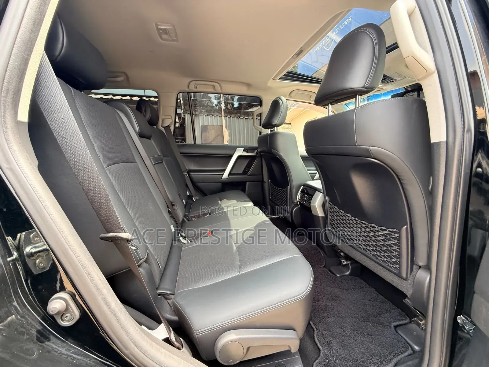 Toyota Land Cruiser Prado 2022 Black