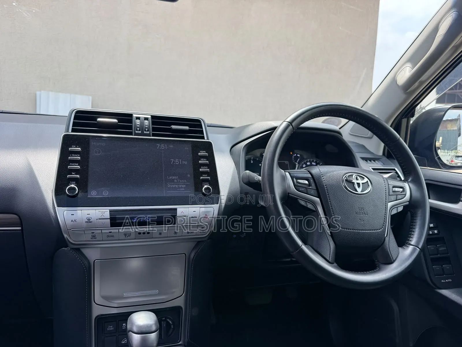 Toyota Land Cruiser Prado 2022 Black
