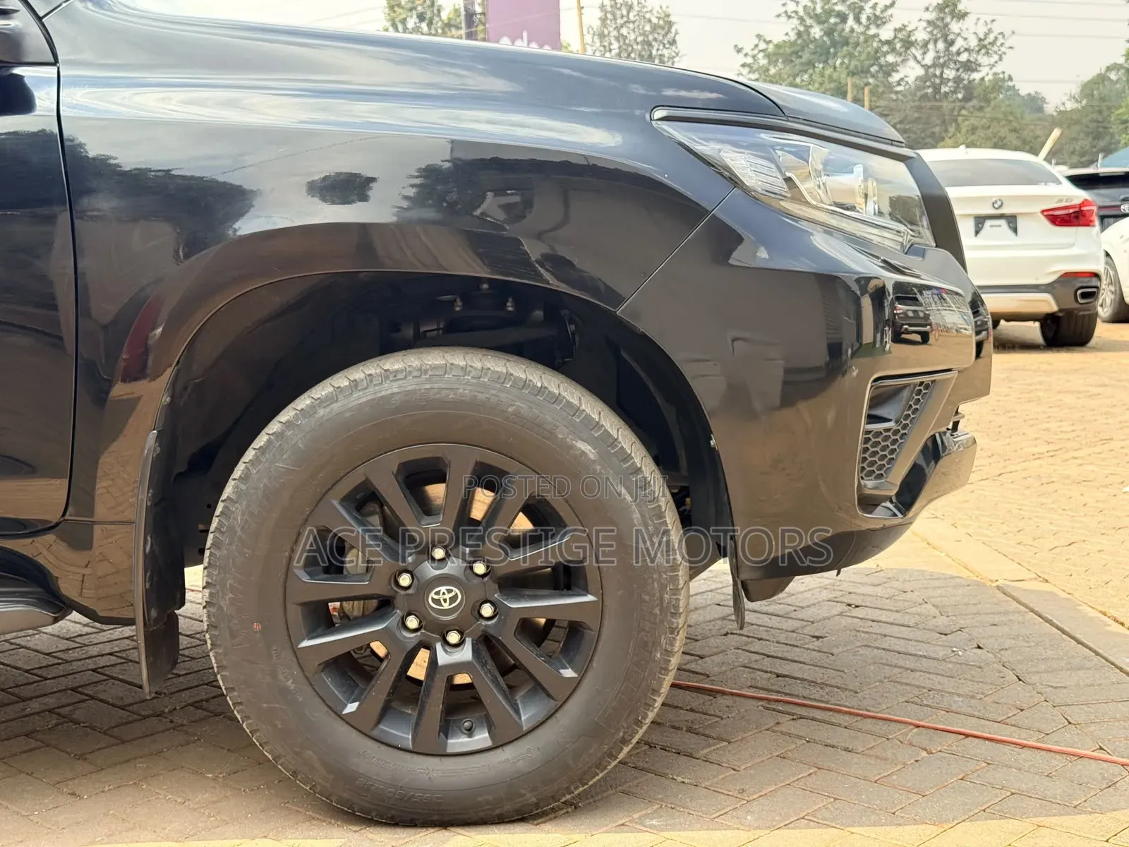 Toyota Land Cruiser Prado 2022 Black