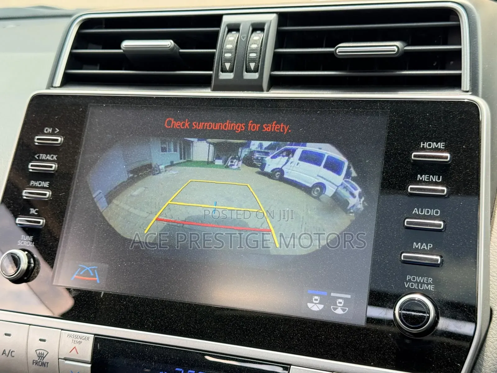 Toyota Land Cruiser Prado 2022 Black