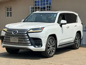 Lexus LX 600 2022 White
