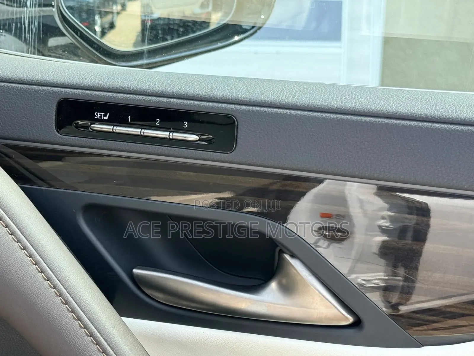 Lexus LX 600 2022 White