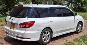 Nissan Wingroad 2017 White