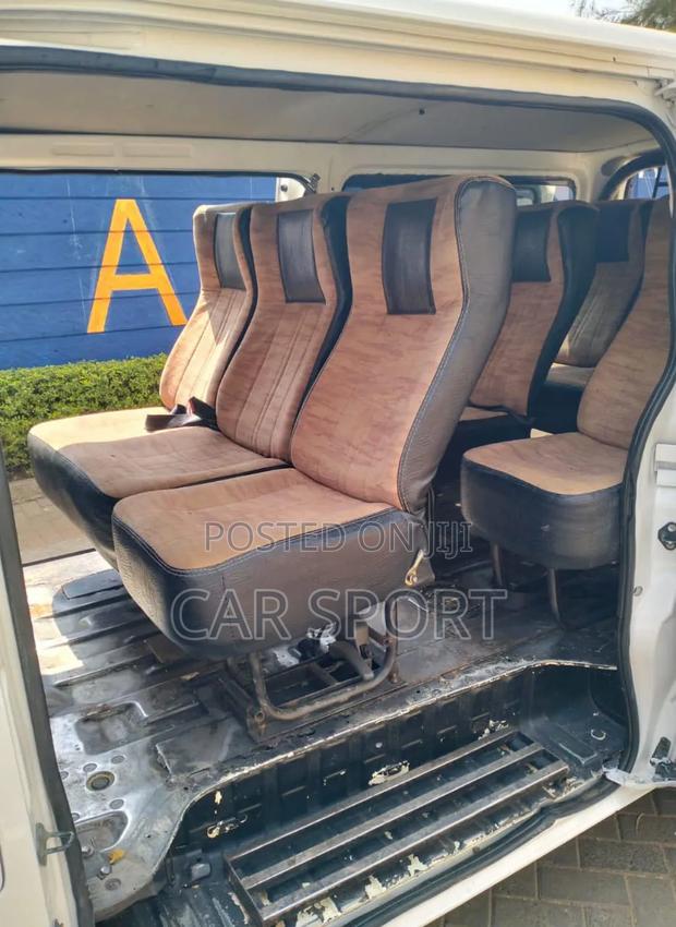 Toyota HiAce 2017 White - thumbnail 7