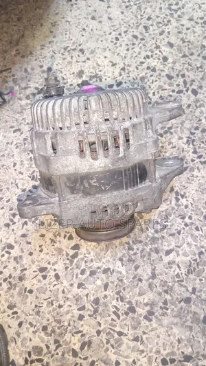Alternator 4M41