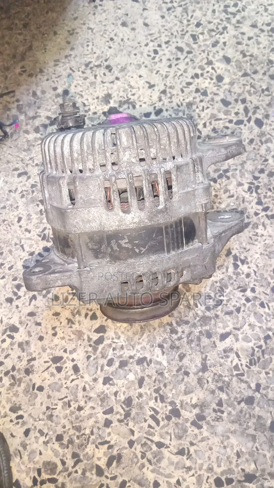 Alternator 4M41