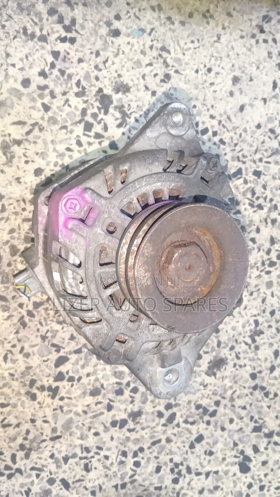 Alternator 4M41