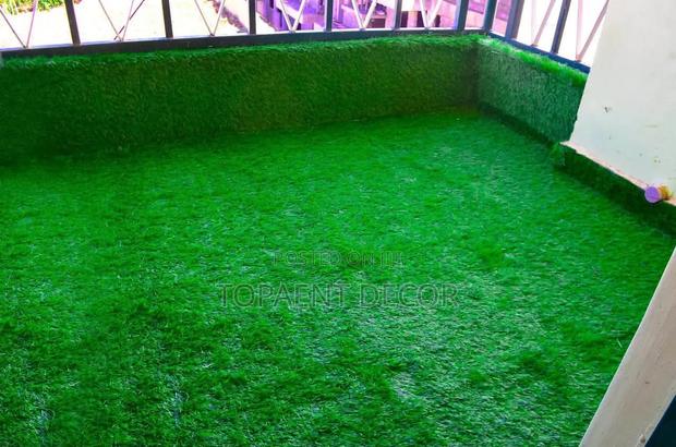 Green Turf Grass Carpets and Installation - thumbnail 2