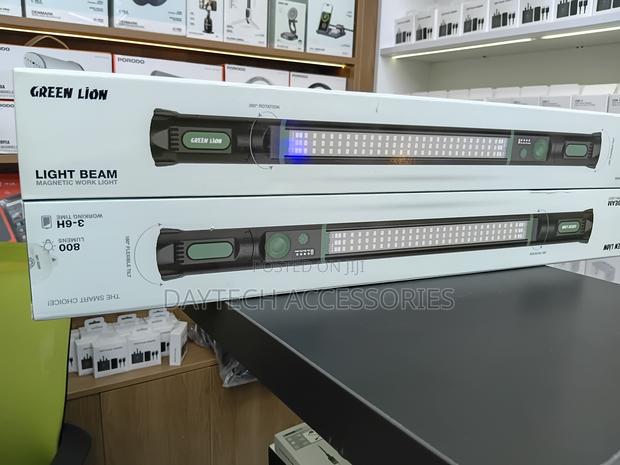 This Is a Green Lion Light Beam Magnetic Work Light