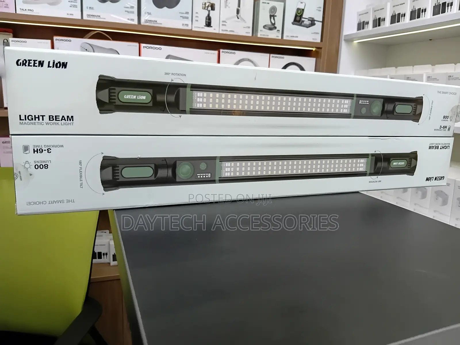 Green Lion LED Magnetic Work Flashlight Portable Work Light.