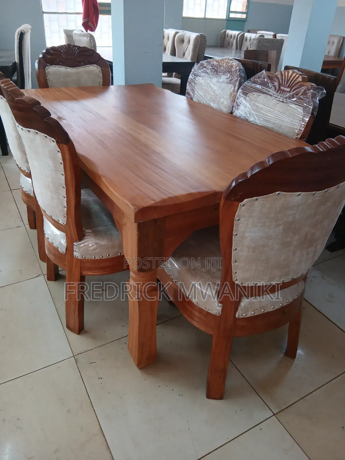 Dinning Table Six Sitter