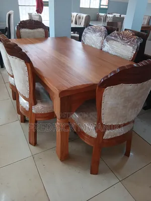 Dinning Table Six Sitter