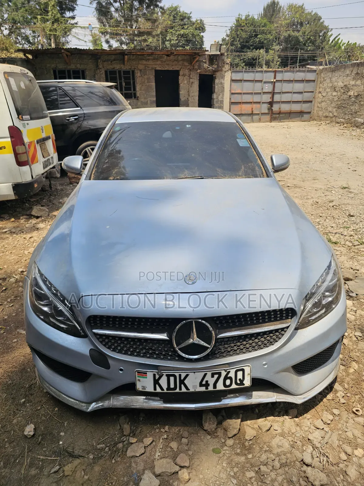 Mercedes-Benz C200 2015 Blue