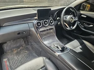Mercedes-Benz C200 2015 Blue