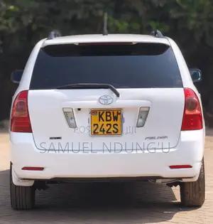 Toyota Corolla Fielder 2006 White