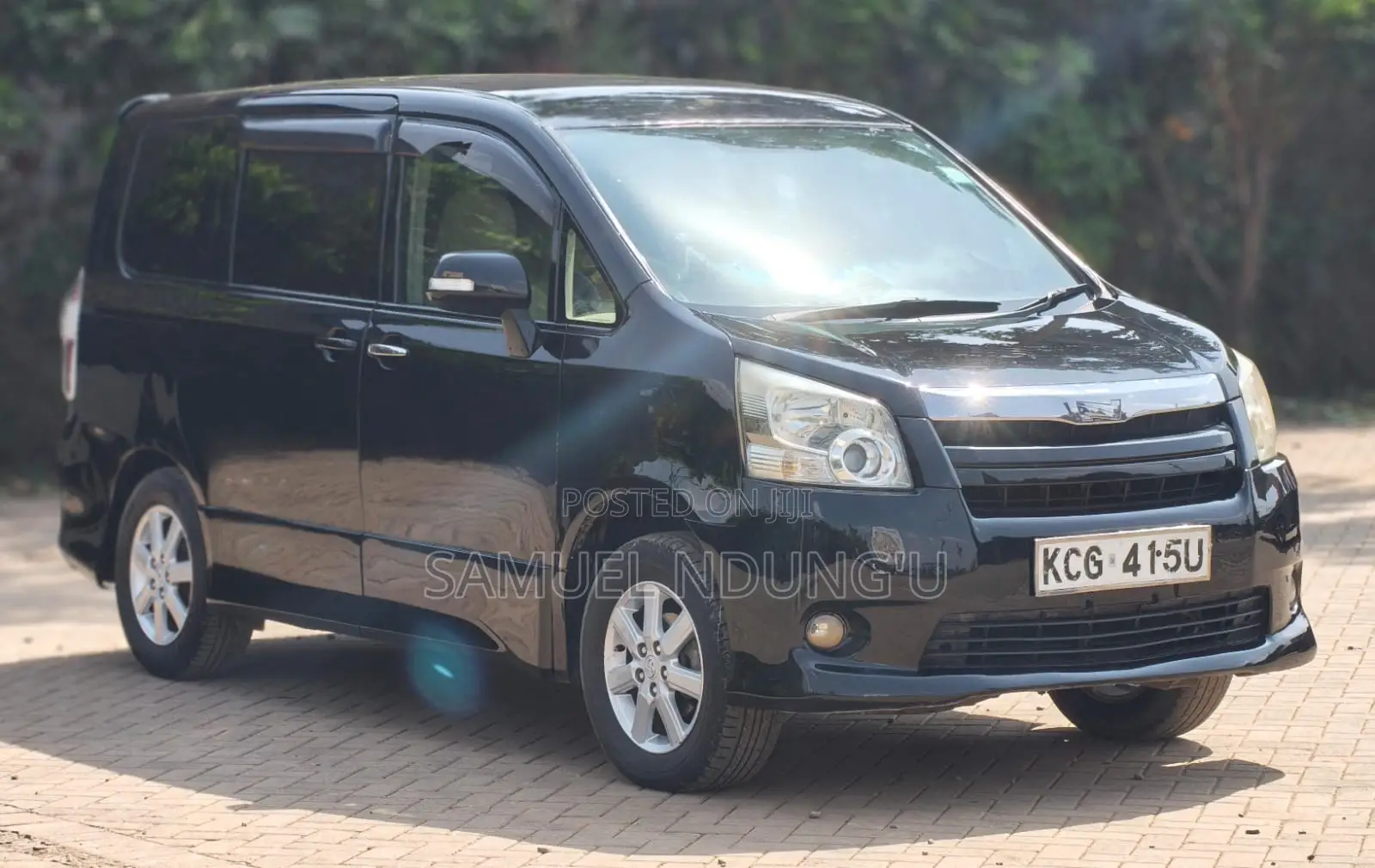Toyota Noah 2008 Black