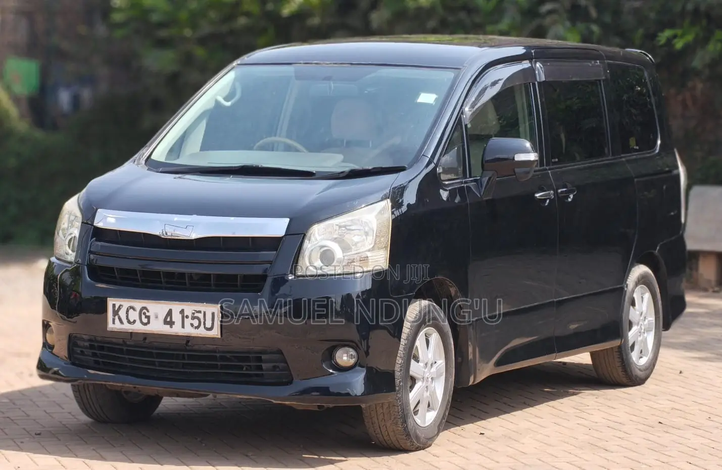Toyota Noah 2008 Black