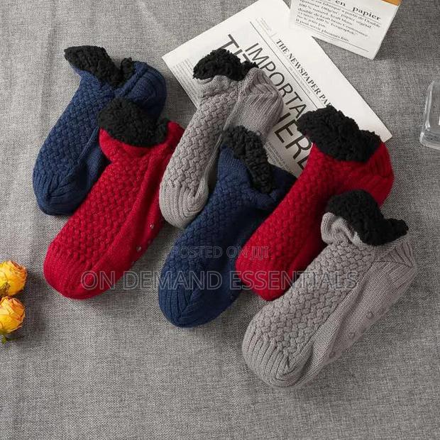 Winter Non-Slip Snow Socks Men Women Warm Comfort Sleep Socks - thumbnail 4