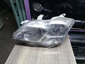 Premio 260 Headlight Xenon