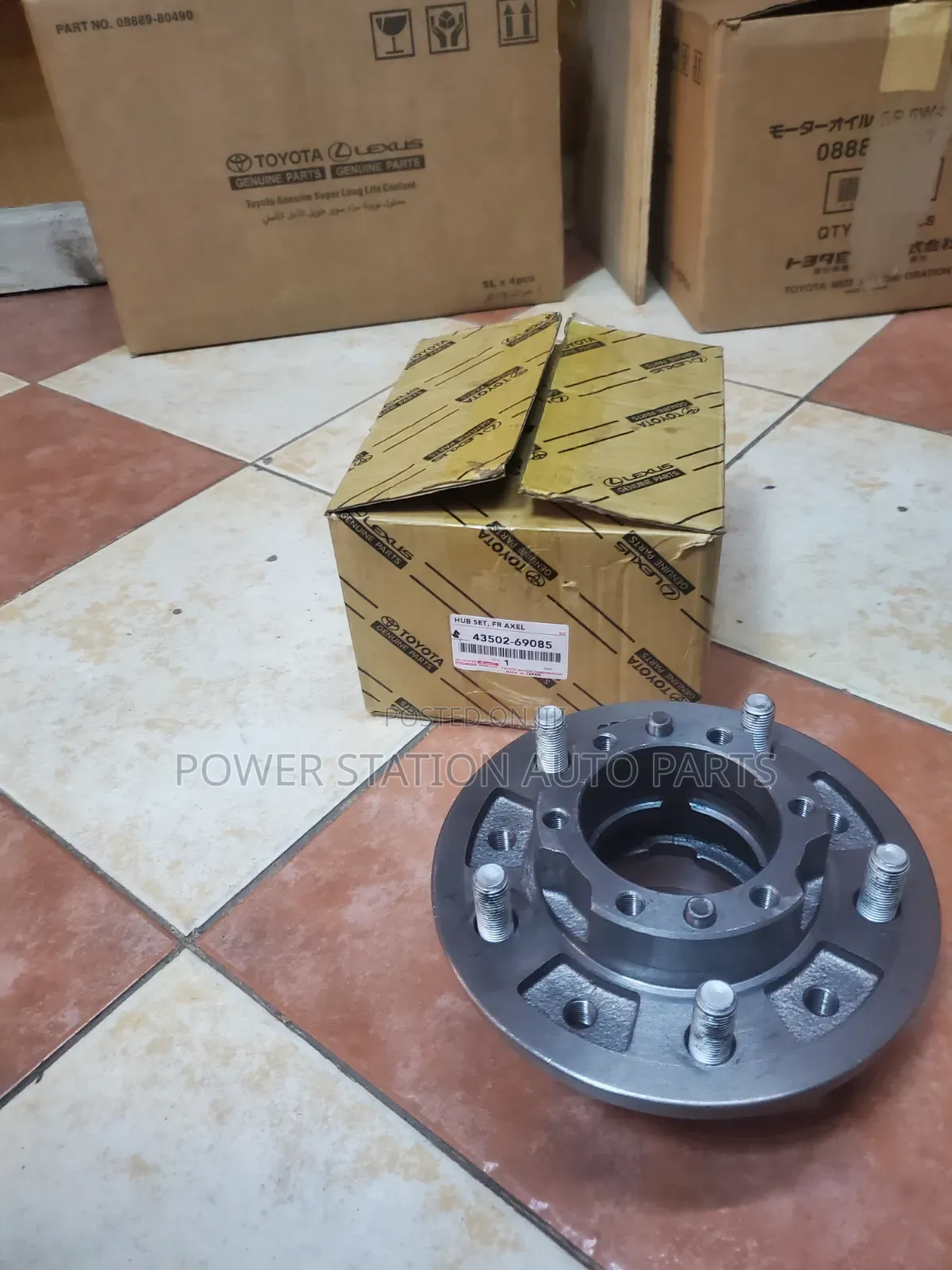 Front Axial Hub LC 79 Series
