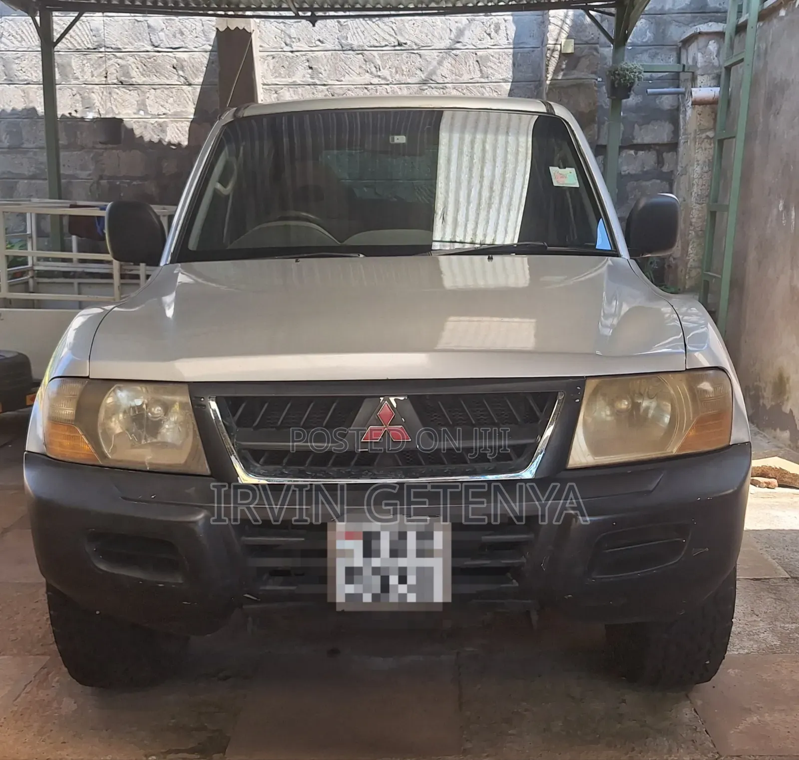 Mitsubishi Pajero 2004 Silver