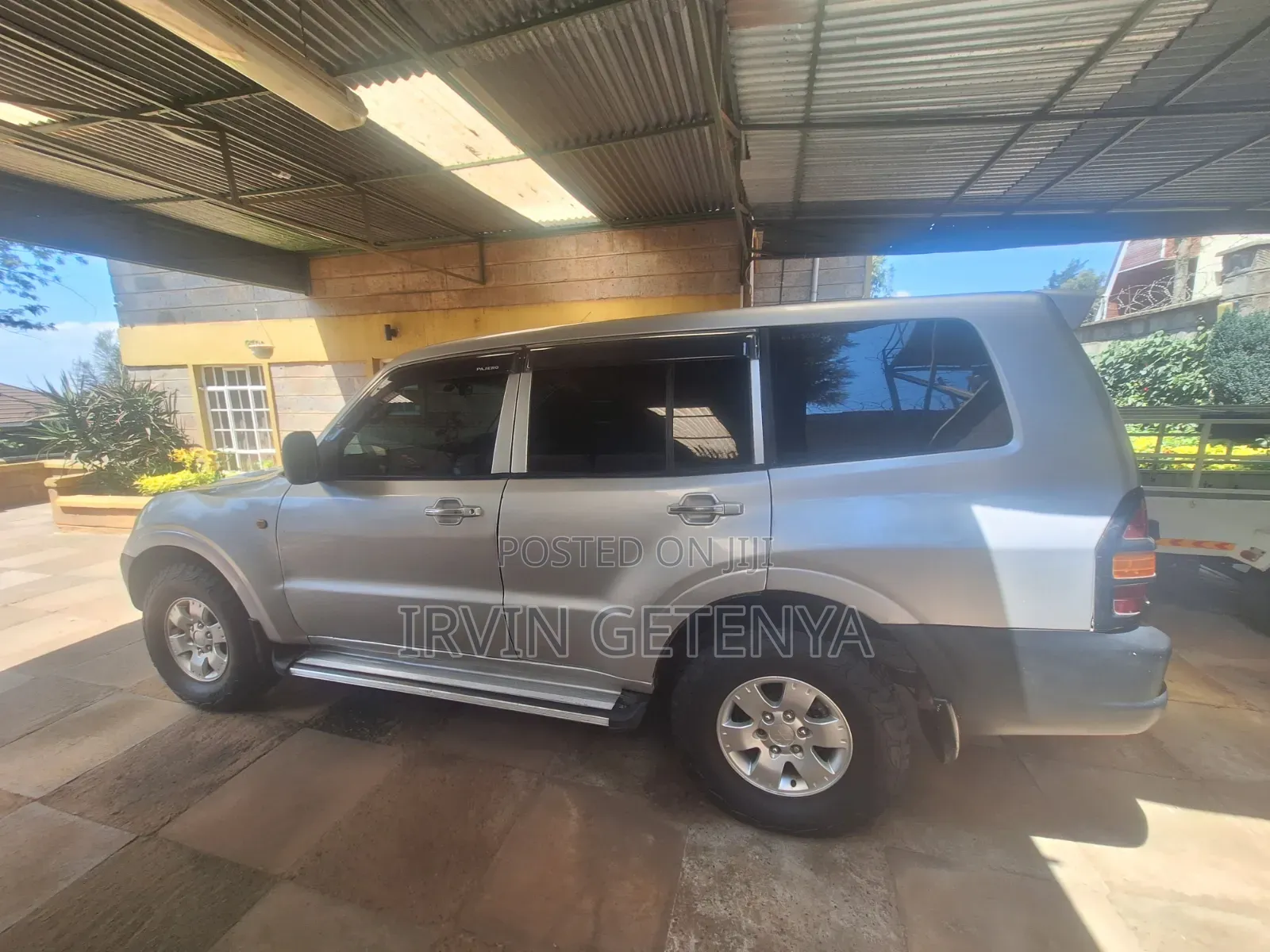 Mitsubishi Pajero 2004 Silver