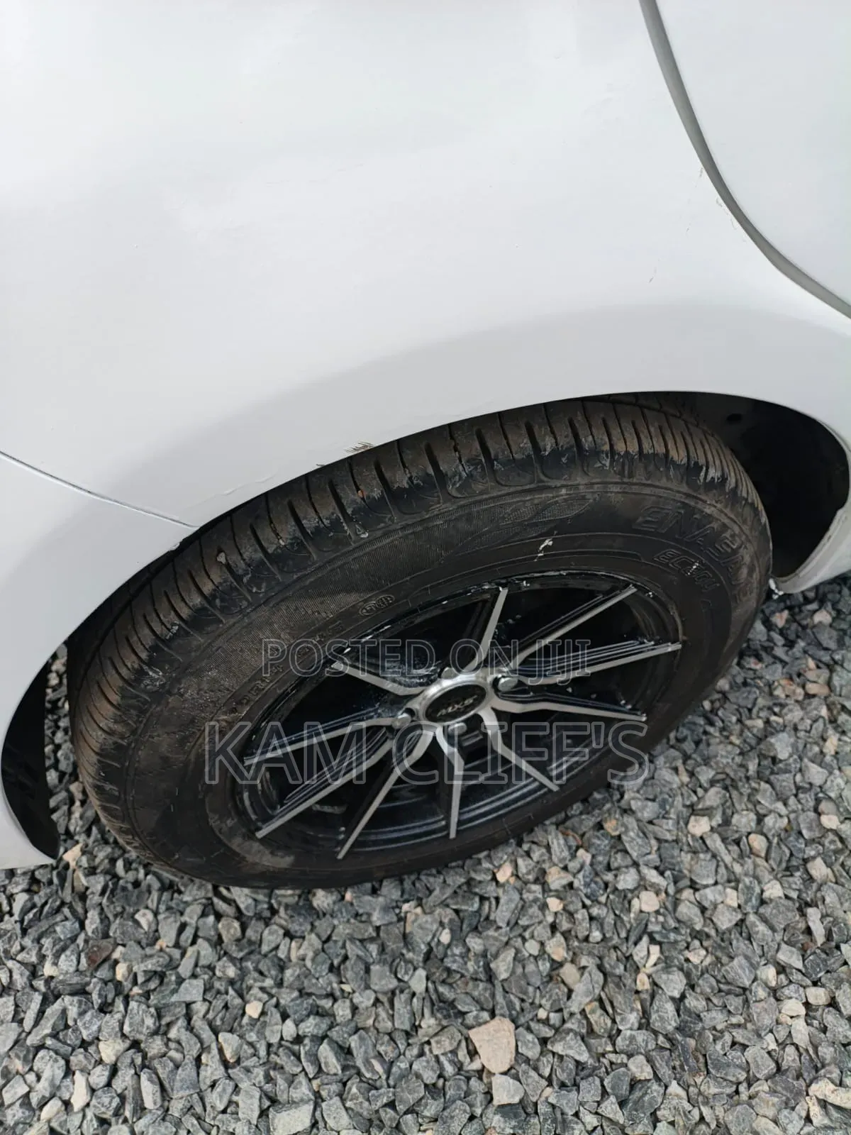 Toyota Vitz 2018