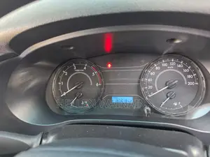 Toyota Hilux 2023 Gray