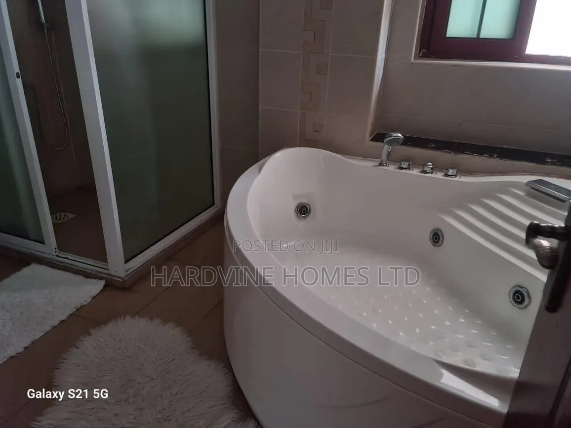 Furnished 3bdrm Apartment in Hurlingham for rent