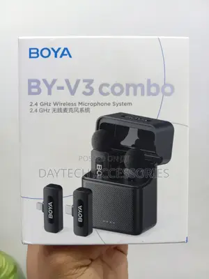 BOYA BY-V3 2-Person Wireless Microphone Lightning Type C Connector.