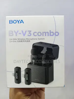 BOYA BY-V3 2-Person Wireless Microphone Lightning Type C Connector.