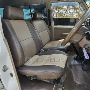 Toyota Land Cruiser 2011 White