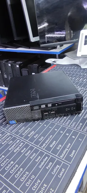 Desktop Computer Dell OptiPlex 9020 8GB Intel Core i5 SSD 128GB