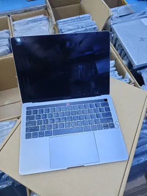 Laptop Apple MacBook Pro 8GB Apple M1 SSD 256GB