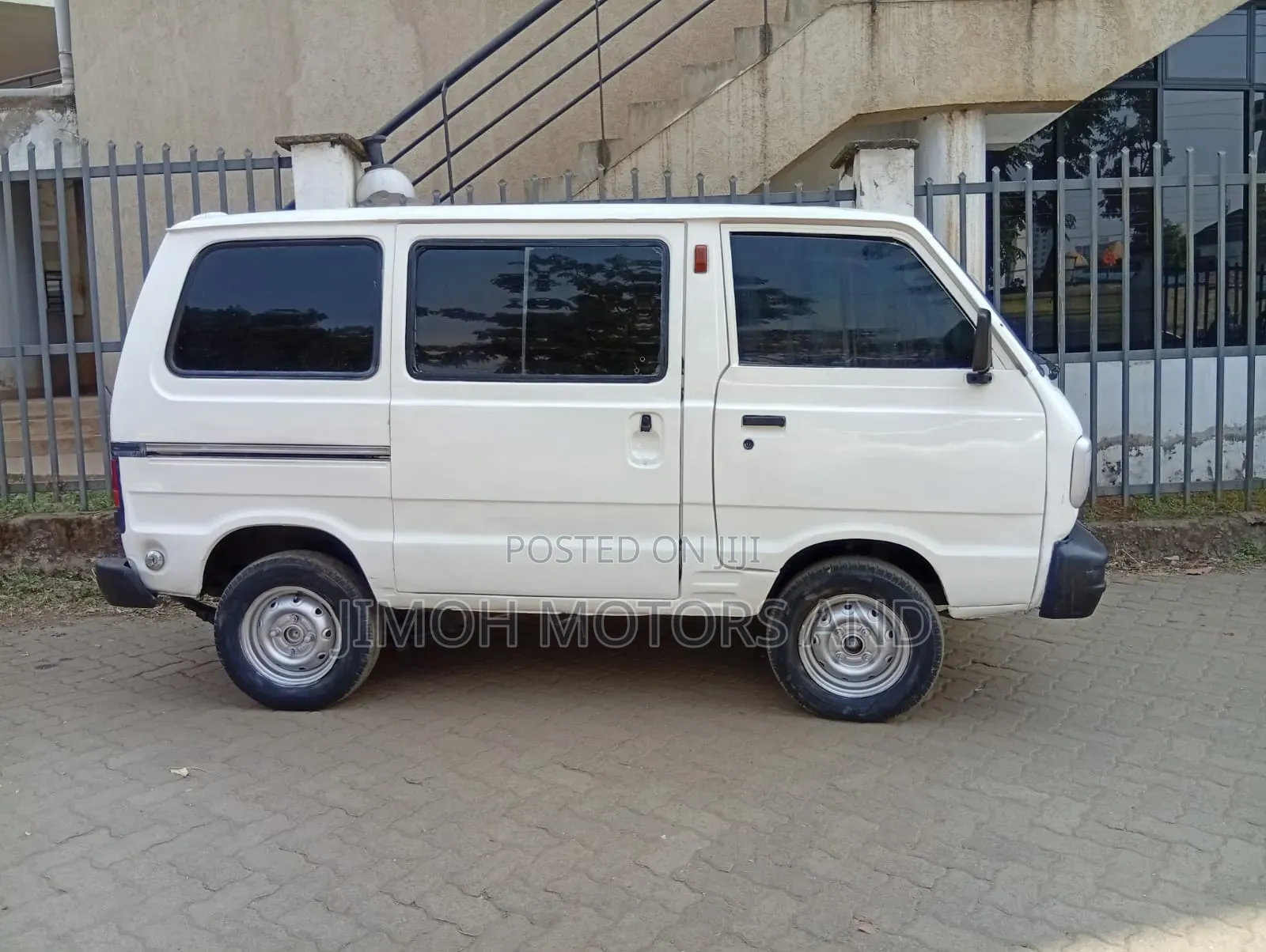 Suzuki Maruti 2009 White