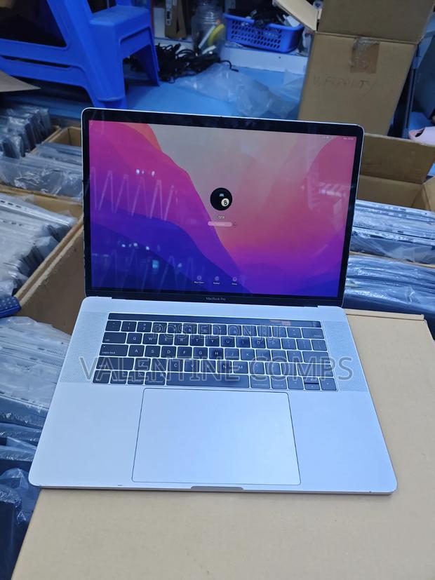 Laptop Apple MacBook Pro 2019 16GB Intel Core i7 SSD 512GB