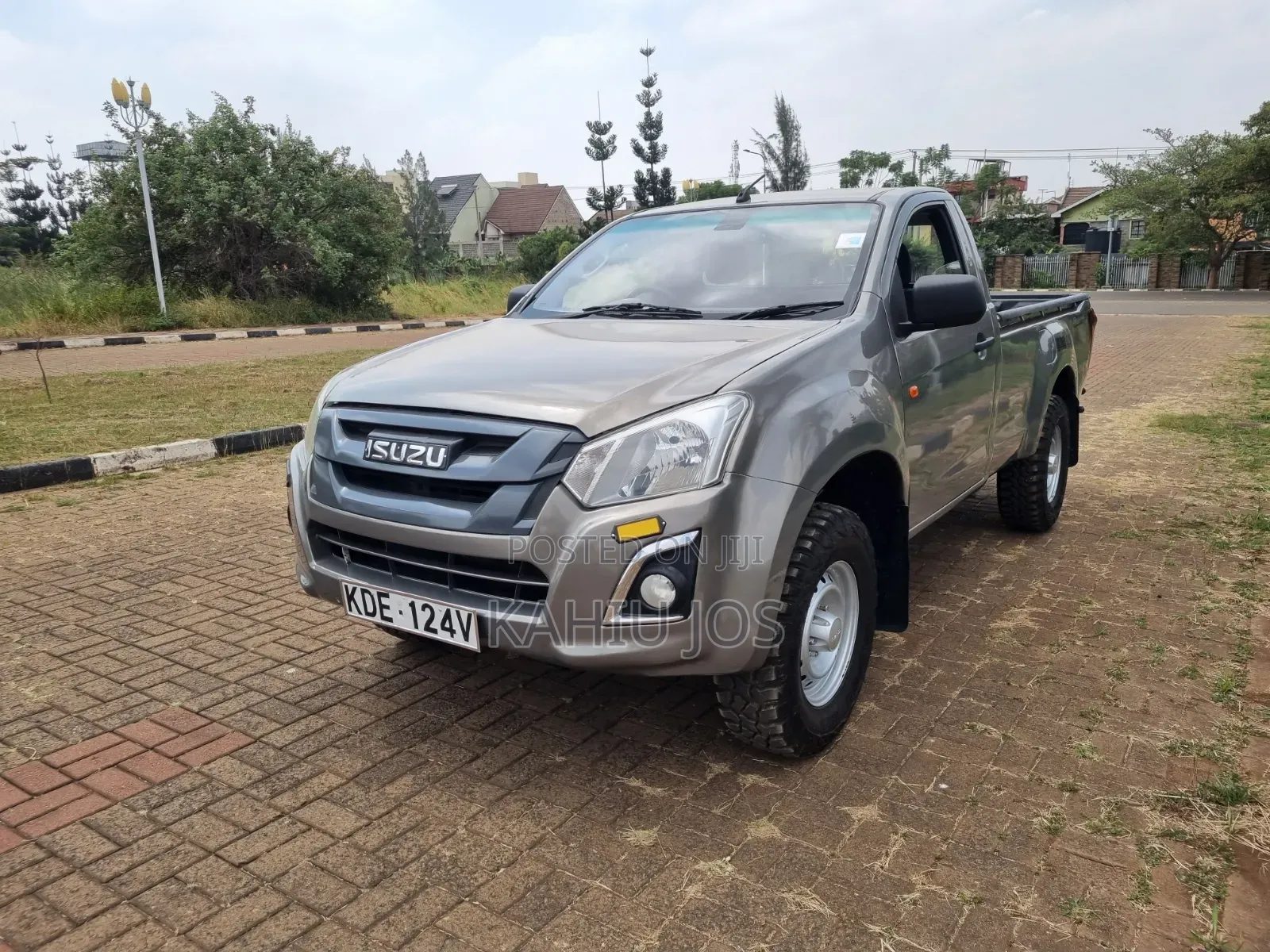 Isuzu D-MAX 2021 Gold
